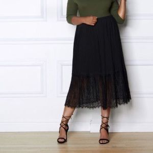 NWT Ftf black skirt size 3